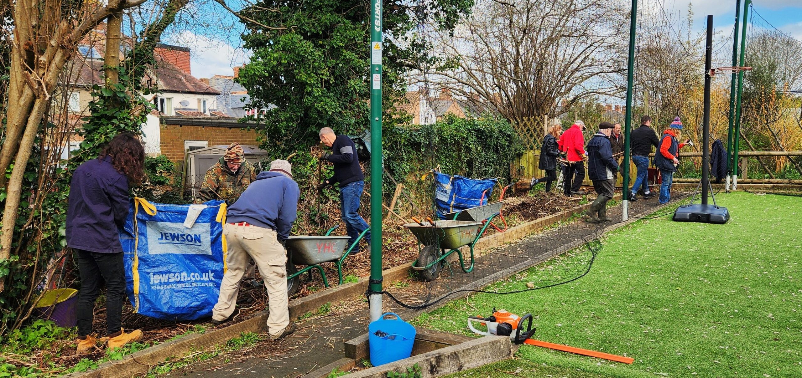 Volunteering at York House Community Gardens 2025 - Sunday Drop-ins